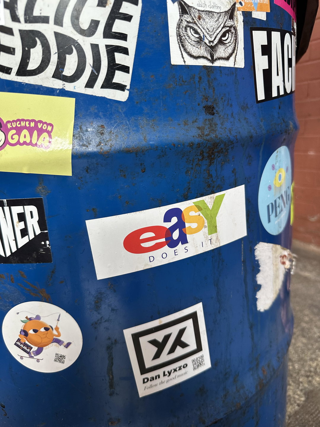the view from berlin_stickers_itsnicethat_unnamed (28).jpg