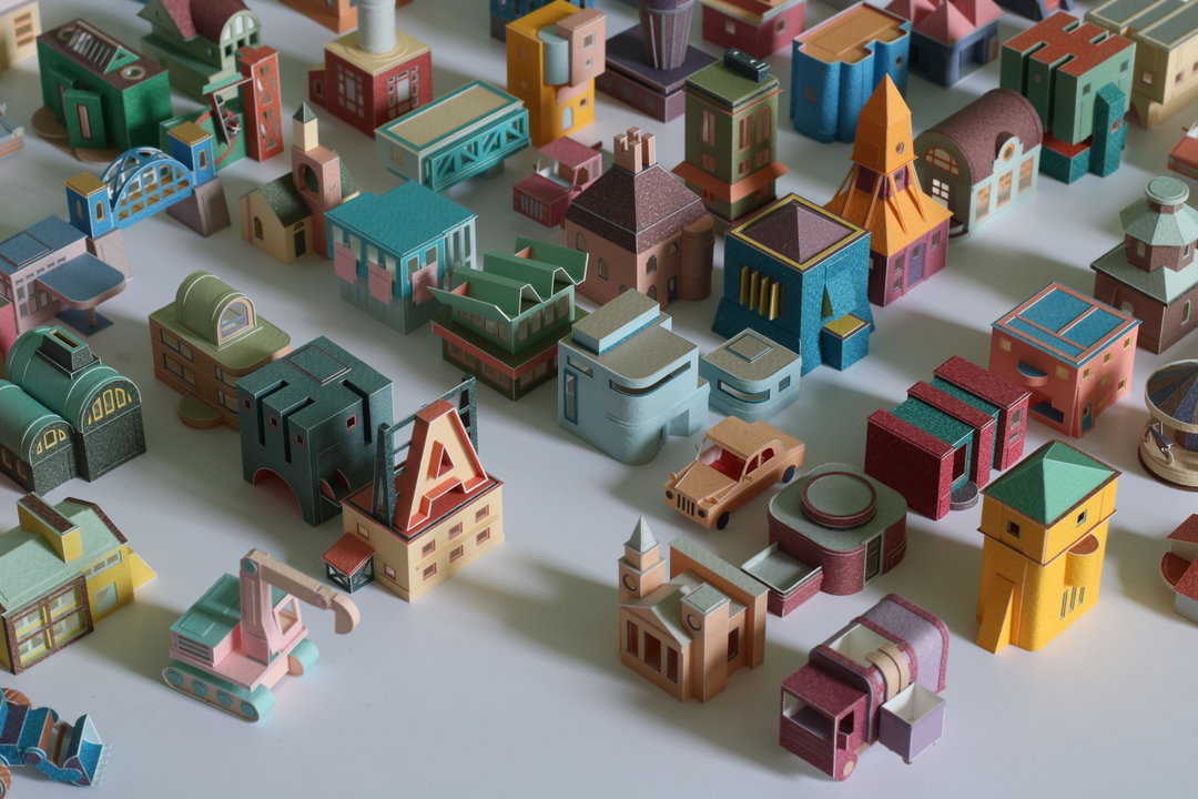 charles-young-miniature-feature-art-itsnicethat09