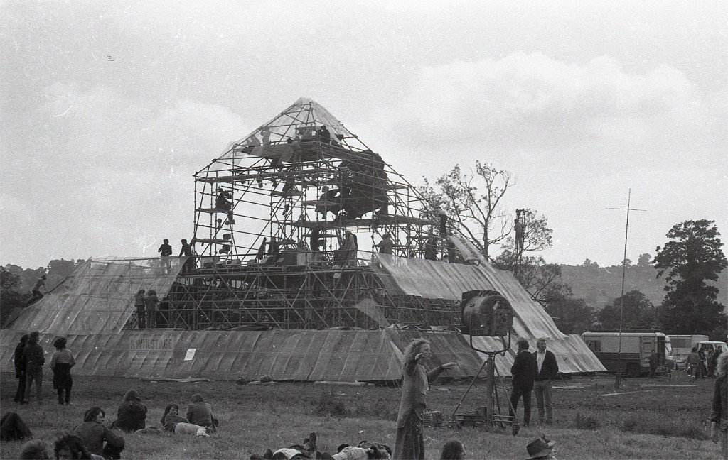 v-and-a-database-glastonbury-festival-digital-itsnicethat-9.jpg