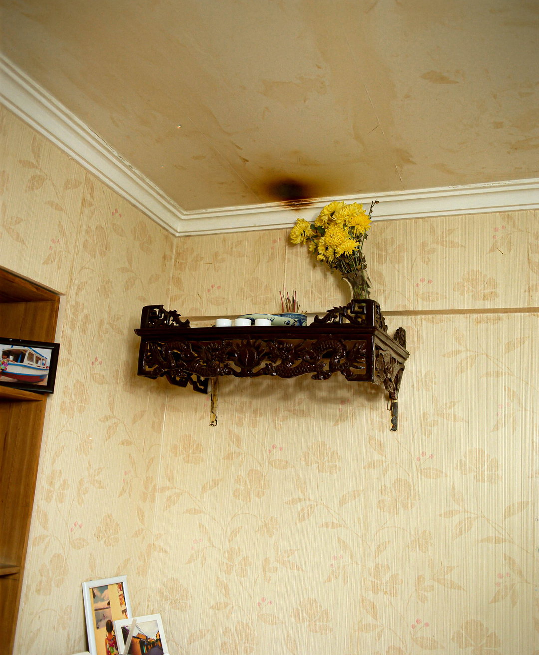 vannhinguyen-asyougrowolder-photography-itsnicethat-04.jpg