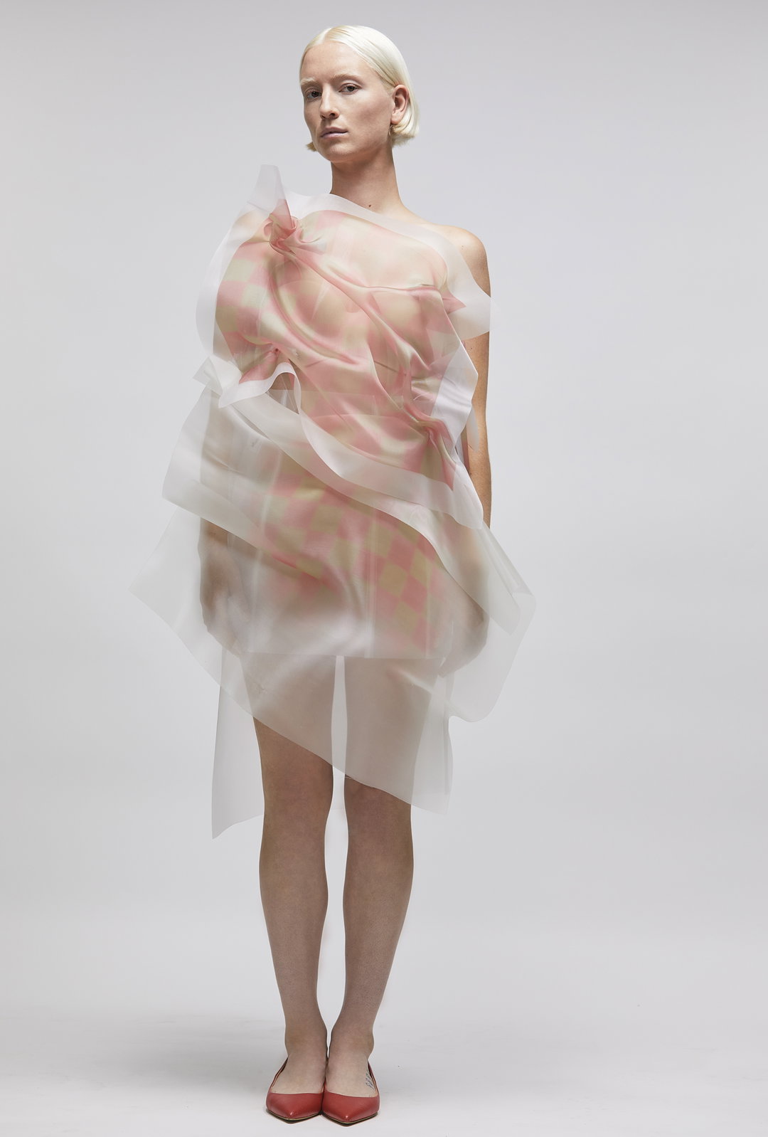 ying-gao-2526-fashion-itsnicethat-2.jpeg