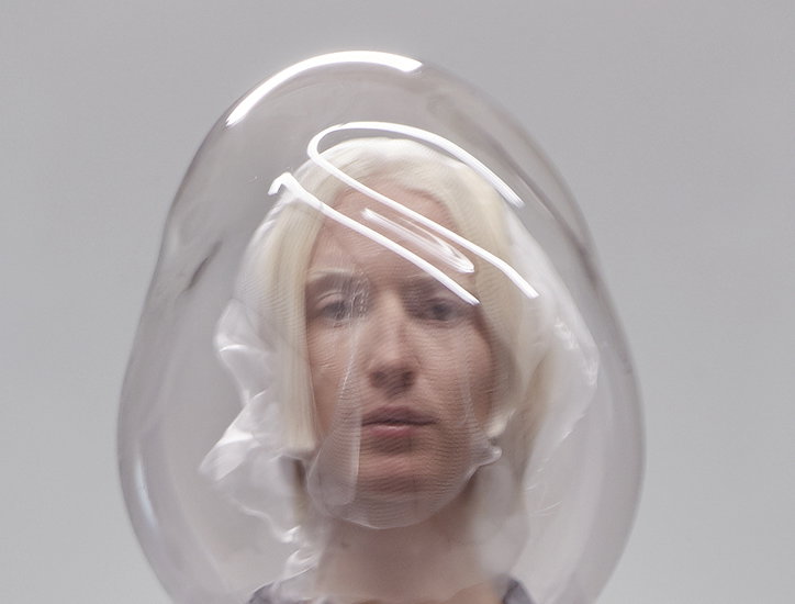 ying-gao-flowing-water-standing-time-work-fashion-digital-itsnicethat-08.jpg