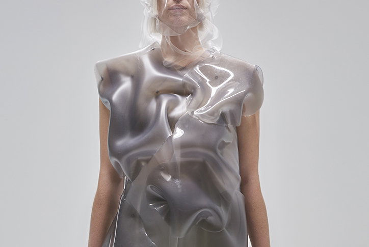ying-gao-flowing-water-standing-time-work-fashion-digital-itsnicethat-10.jpg