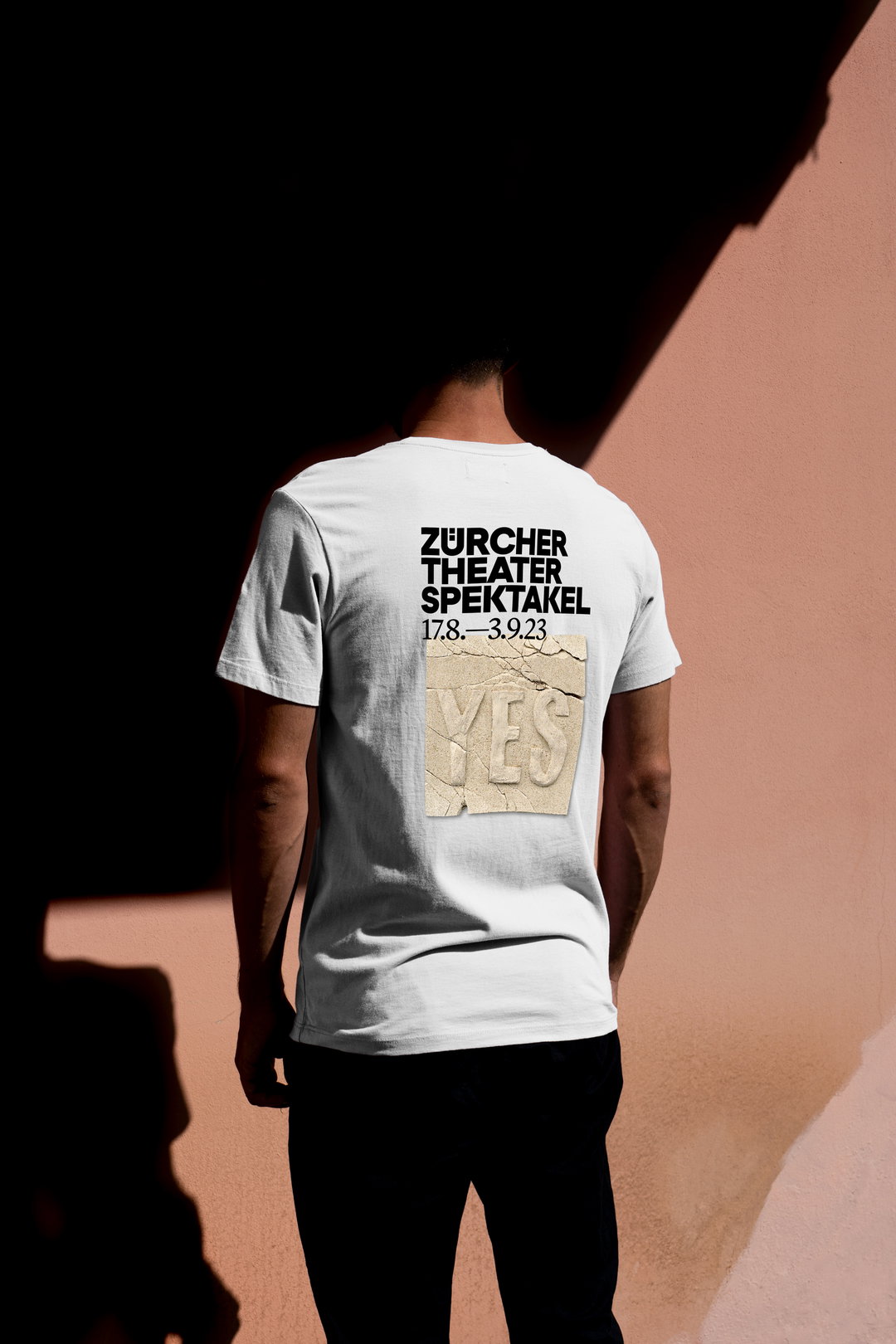 Studio-Marcus–Kraft-Zuercher-Theater–Spektakel-campaign-itsnicethat02